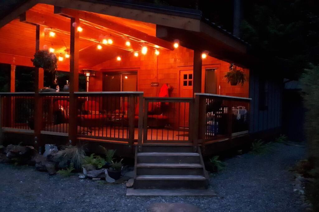Cozy Corner Cottage Port Renfrew Zewnętrze zdjęcie