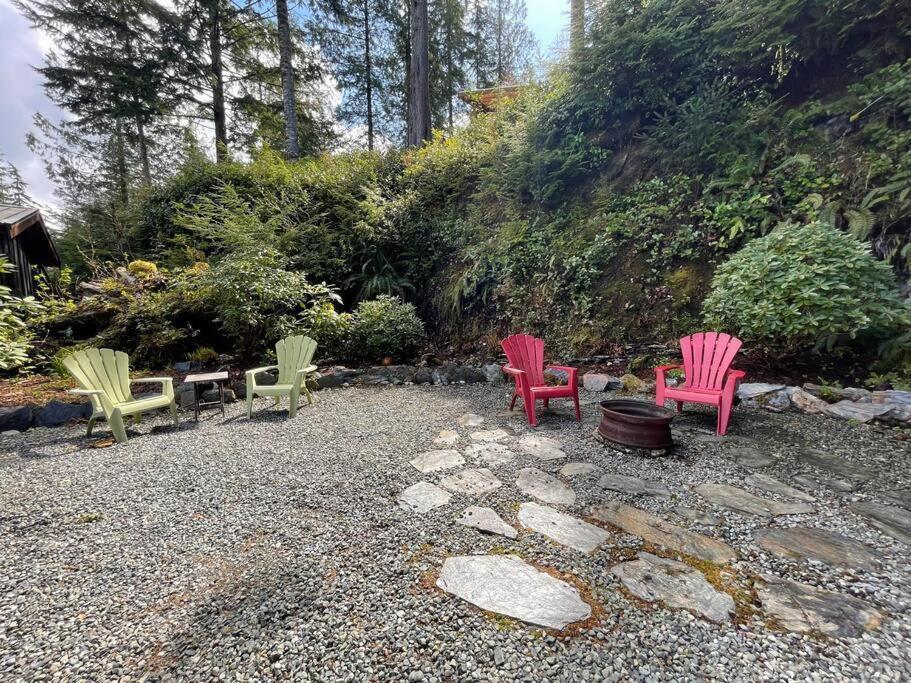 Cozy Corner Cottage Port Renfrew Zewnętrze zdjęcie