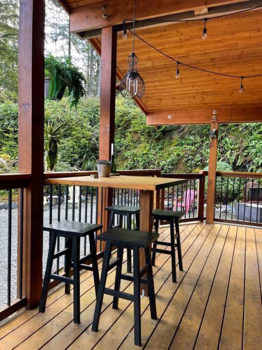 Cozy Corner Cottage Port Renfrew Zewnętrze zdjęcie